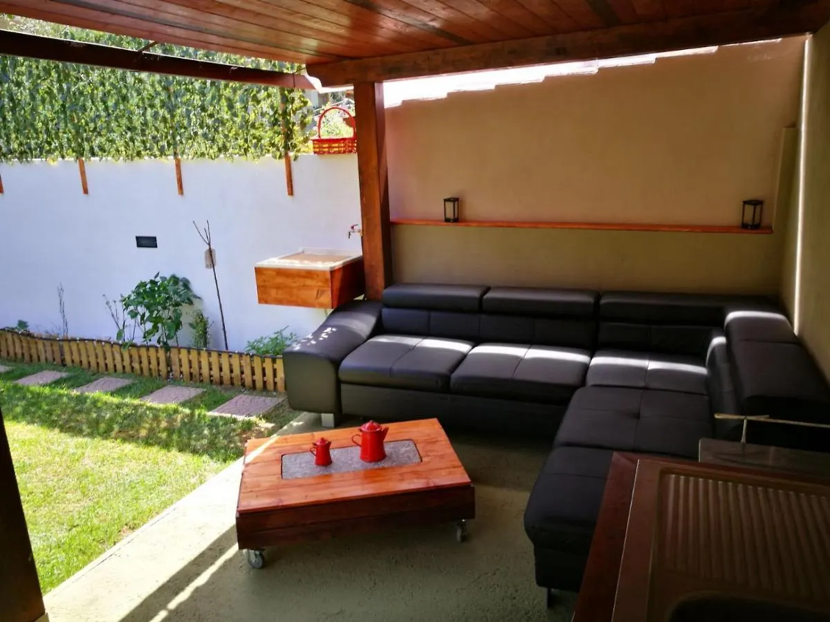 B&B Filomena Santa Giusta 0*,