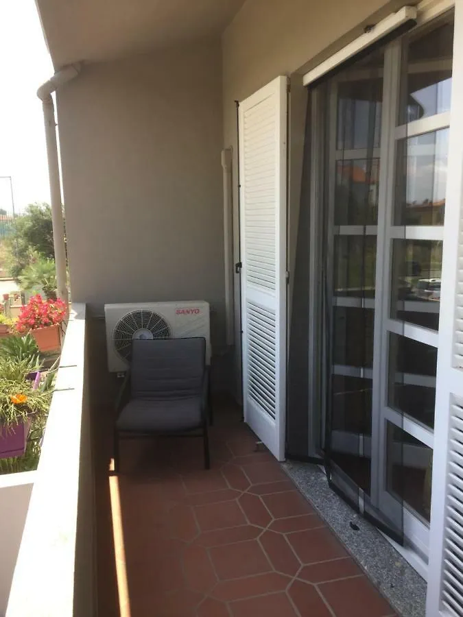 B&B Filomena Santa Giusta 0*,
