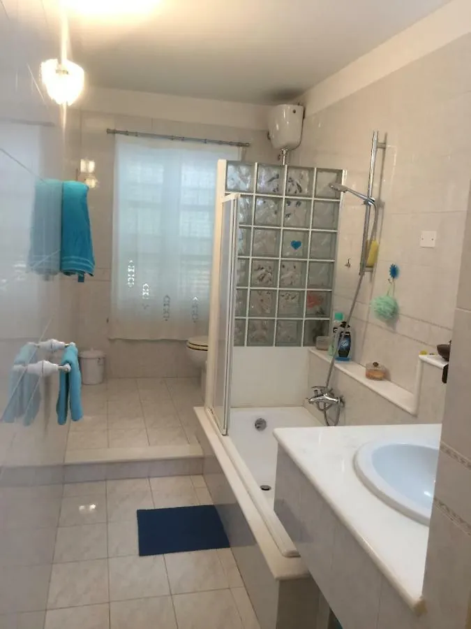 B&B Filomena Santa Giusta